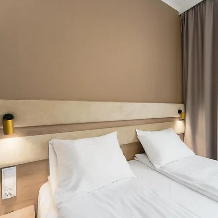 W Rent Like - Bel Mare 504e * مينززدرويه